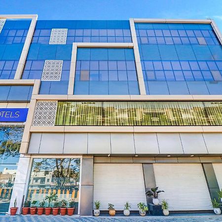 Fabhotel Pishori Inn Индор Екстериор снимка