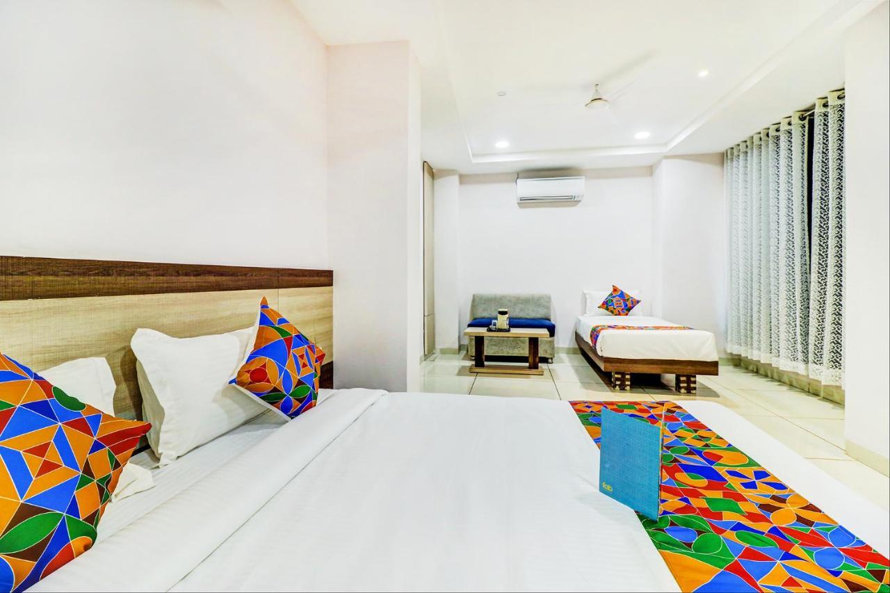 Fabhotel Pishori Inn Индор Екстериор снимка