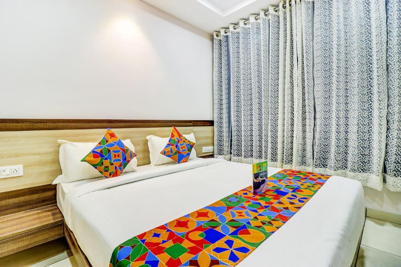 Fabhotel Pishori Inn Индор Екстериор снимка