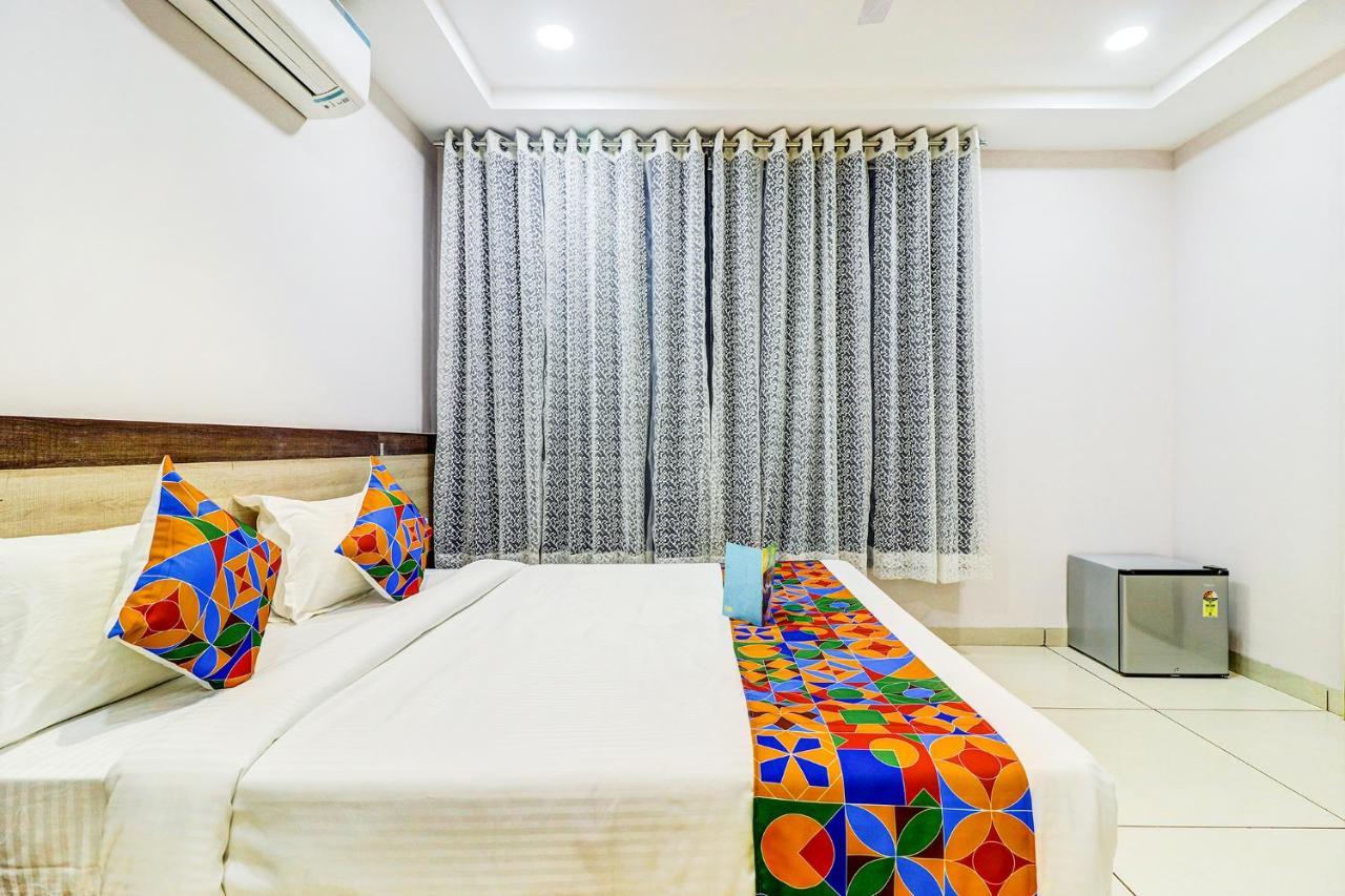 Fabhotel Pishori Inn Индор Екстериор снимка